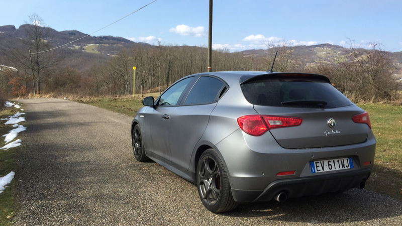 Illustration for article titled The Alfa Romeo Giulietta Quadrifoglio Is Delightfully, Joyfully Flawed
